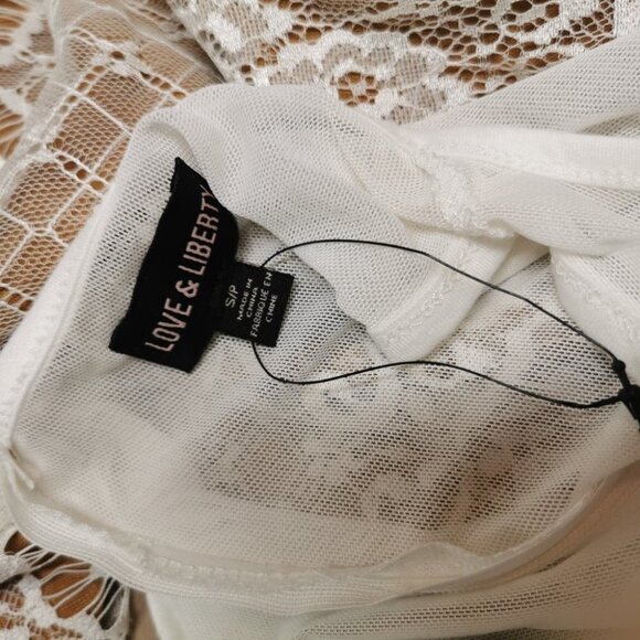 Love & Liberty Dress - Picture 4 of 4